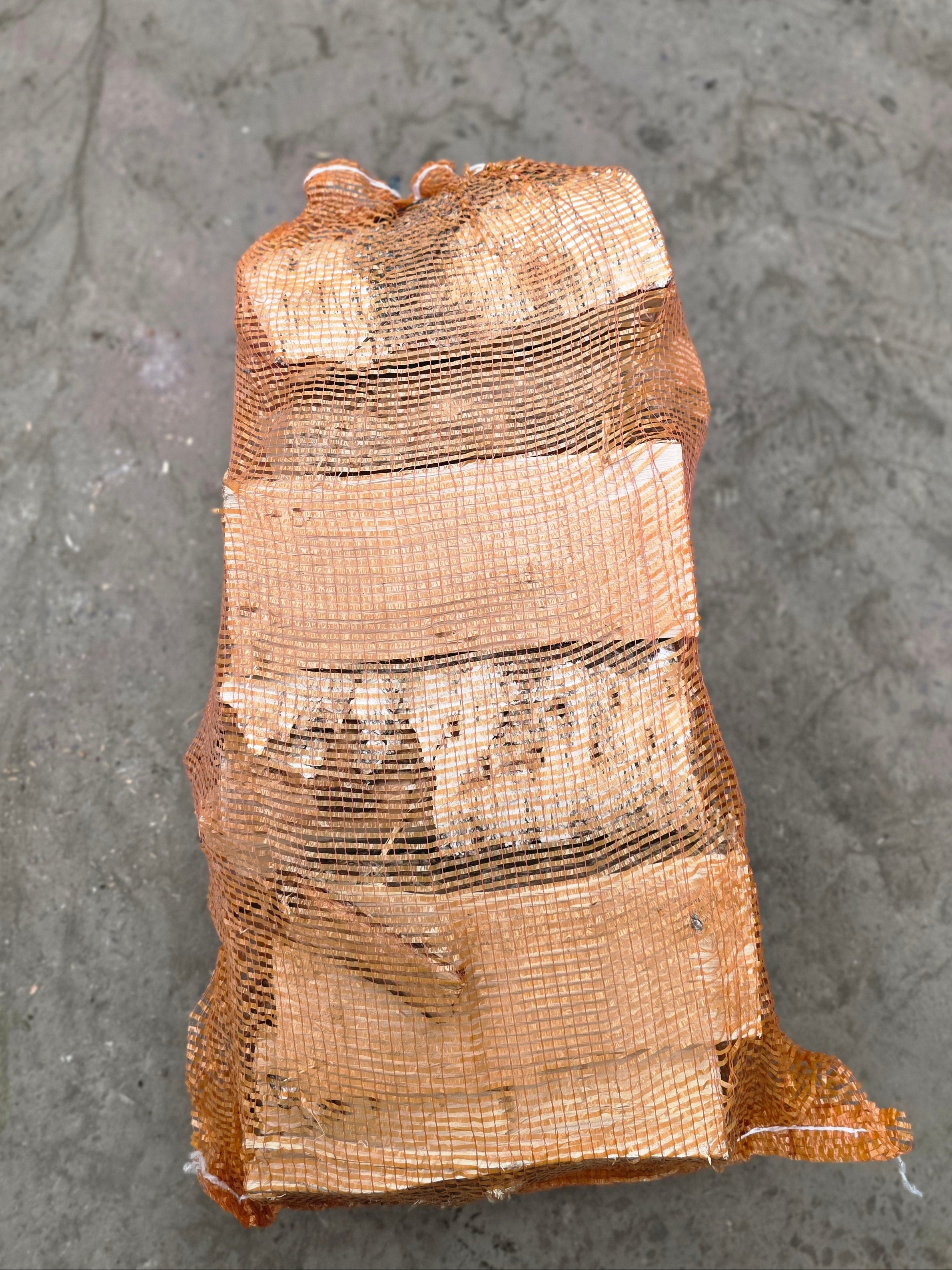 Kiln Dried Hardwood Logs | Handy Carry Bag